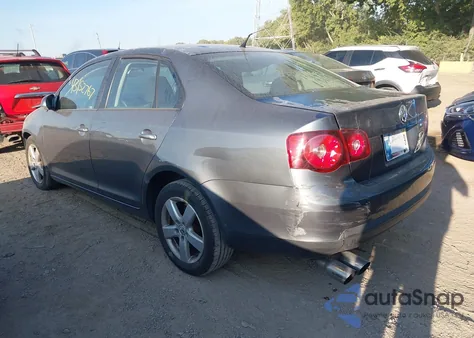 2010 Volkswagen Jetta S from USA, damaged, VIN 3VWJZ7AJ7AM004455